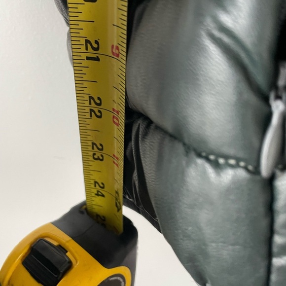 Save The Duck, size 4 women’s, black hooded zip up synthetic leather puffer EUC - Picture 5 of 10